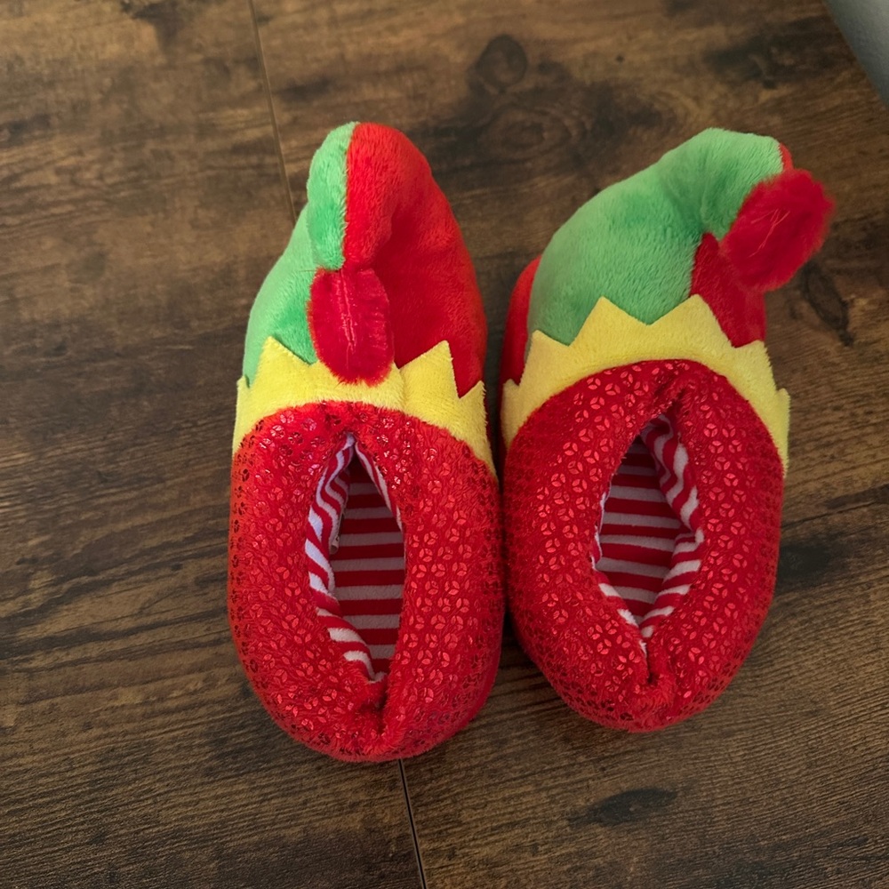♻️ Kid Elf Slippers